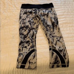 Lulu lemon crop marble print leggings